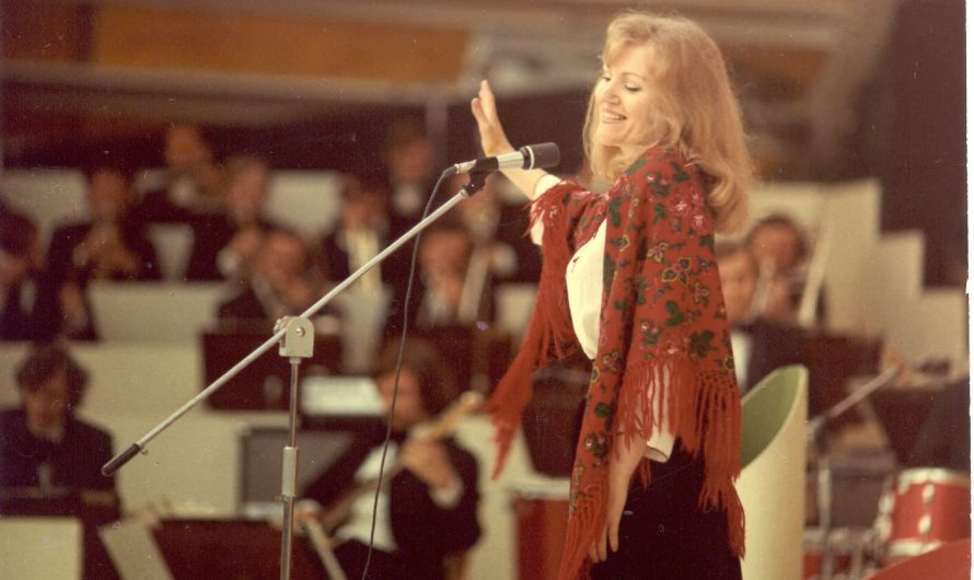 Эпоха и «долгое эхо друг друга»