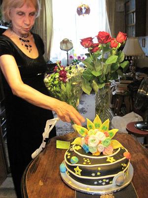 Совпадение праздников-противоположностей